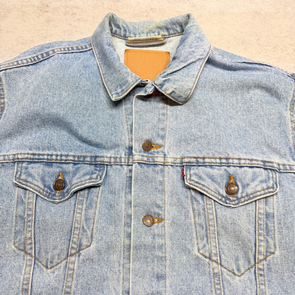 Vintage Levi's Denim Trucker Jacket Light Wash 90s Made in USA 70507-4834 XL - Picture 9 of 10